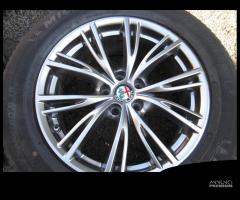 Alfa Romeo Stelvio Cerchi e Gomme 235/60/18