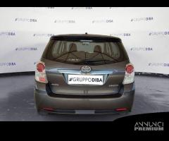 Toyota Verso 2013 Diesel 1.6 d-4d Business 5p...