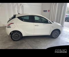 Lancia Ypsilon 11M My23 1.0 Firefly 70 CvStar...