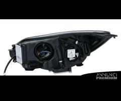 Set Di fari b-Xenon Led Ford Focus Mk3