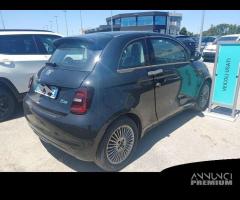 FIAT 500 BEV HATCHBACK M Nuova Hatchback My23...