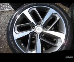 Hyundai Kona Cerchi e Gomme Estive 235/45/18