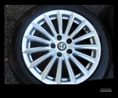 Alfa Romeo Giulia Cerchi e Gomme 225/50/17