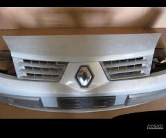 Renault Scenic Paraurti Anteriore