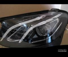 Mercedes Classe E W213 Faro Anteriore Sx Led