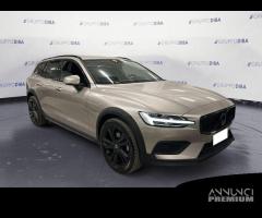 Volvo V60 Cross Country V60 II 2023 Cross Cou...