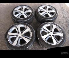 Peugeot 308 Cerchi e Gomme 225/45/17