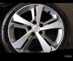 Peugeot 308 Cerchi e Gomme 225/45/17