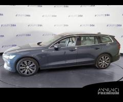 Volvo V60 II 2019 Diesel 2.0 b4 Inscription auto - 8