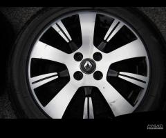 Renault Captur Cerchi e Gomme 205/60/16