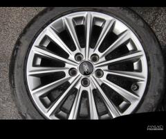 Ford Focus Cerchi e Gomme 215/50/17 Estive