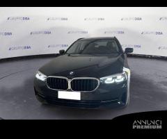 BMW Serie 5 G31 2020 Touring LCI D 520d Touri...