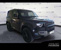 Land Rover Defender VII 2020 90 Diesel 90 3.0...