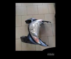 scudo anteriore e faro Suzuki Burgman 400 - 1