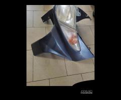 scudo anteriore e faro Suzuki Burgman 400