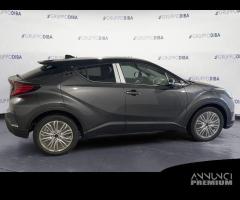 Toyota C-HR 2.0H LOUNGE MY23