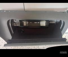 Cassetto portaoggetti VW Scirocco 2.0Tsi