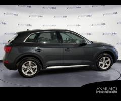 Audi Q5 II 2017 Diesel 40 2.0 tdi Business Sp... - 4