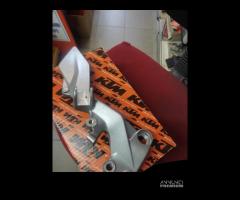 Supporto pedana KTM Duke 125 - 1