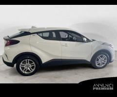 Toyota C-HR I 2020 1.8h Active e-cvt