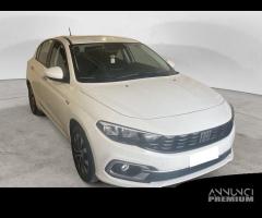 FIAT Tipo Hatchback My22 1.5 Hybrid130cv Dct