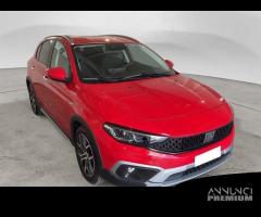 FIAT Tipo 5 porte Cross II 2021 5p 1.5 t4 hyb...