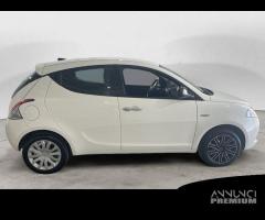 Lancia Ypsilon III 2021 1.0 firefly hybrid Go...