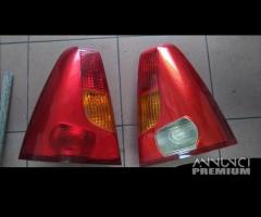 Fanale posteriore Dx e Sx Dacia Logan Berlina