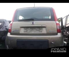 Portellone posteriore Fiat Panda natural power - 1