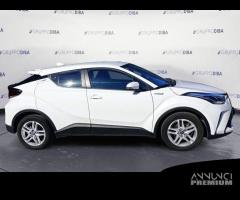 Toyota C-HR I 2020 1.8h Active e-cvt