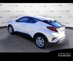 Toyota C-HR I 2020 1.8h Active e-cvt - 8