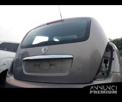 Portellone lancia ypslon 3 porte