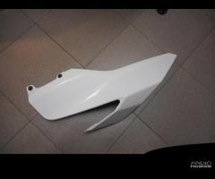 Kit spoiler serbatoio KTM Duke 125