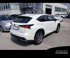 Lexus NX I 2018 300h 2.5 Premium 4wd cvt - 16