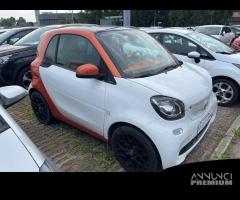 smart fortwo Smart III 2015 Benzina 1.0 Urban...