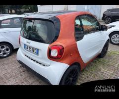 smart fortwo Smart III 2015 Benzina 1.0 Urban...