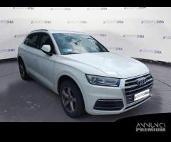 Audi Q5 II 2017 Diesel 40 2.0 tdi Business De...