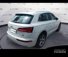 Audi Q5 II 2017 Diesel 40 2.0 tdi Business De...