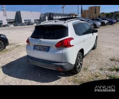 Peugeot 2008 Diesel 1.6 bluehdi Feline 120cv - 7