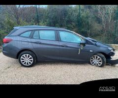 Ricambi Opel Astra Sport Tourer 1.6 cdti - 8