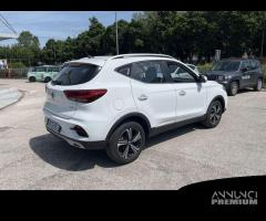 MG ZS 2021 MG 1.5L 5MT COM White - 5