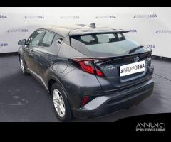 Toyota C-HR I 2020 1.8h Active e-cvt - 6