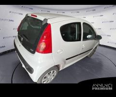 Peugeot 107 2012 Benzina 5p 1.0 12v Superga - 4