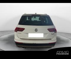 Volkswagen Tiguan II 2016 Diesel 2.0 tdi Exec... - 6