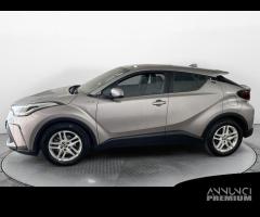 Toyota C-HR I 2020 1.8h Active e-cvt - 8