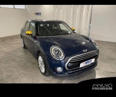 MINI Mini Clubman 2016 Diesel 2.0 Cooper D Hy...