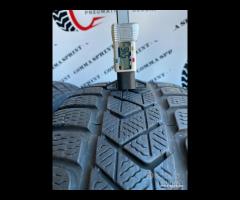 4 PNEUMATICI 225/55 R18 PIRELLI INVERNALI