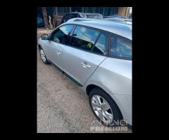 Renault Megane 1.5 Dci 2012 TAGLIANDATA