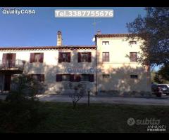 La Chiusa casa abbinata con corte e terreno