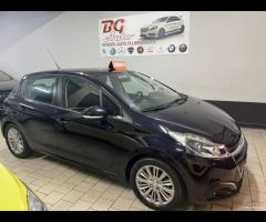 Peugeot 208 Allure 1.2 benzina 2018 - 6